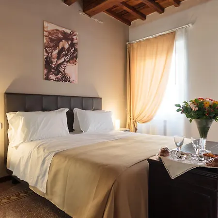 Alojamento de Acomodação e Pequeno-almoço Canto Dei Servi