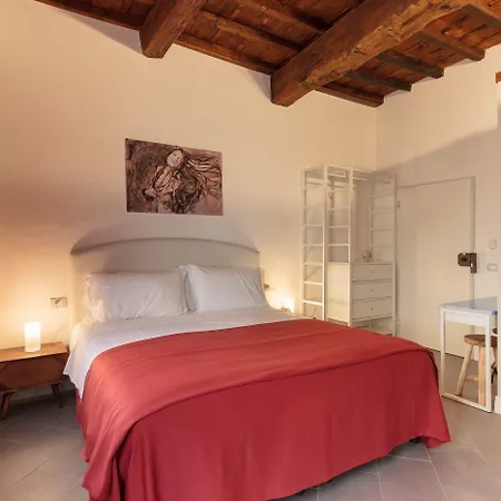 Alojamento de Acomodação e Pequeno-almoço Canto Dei Servi Florença